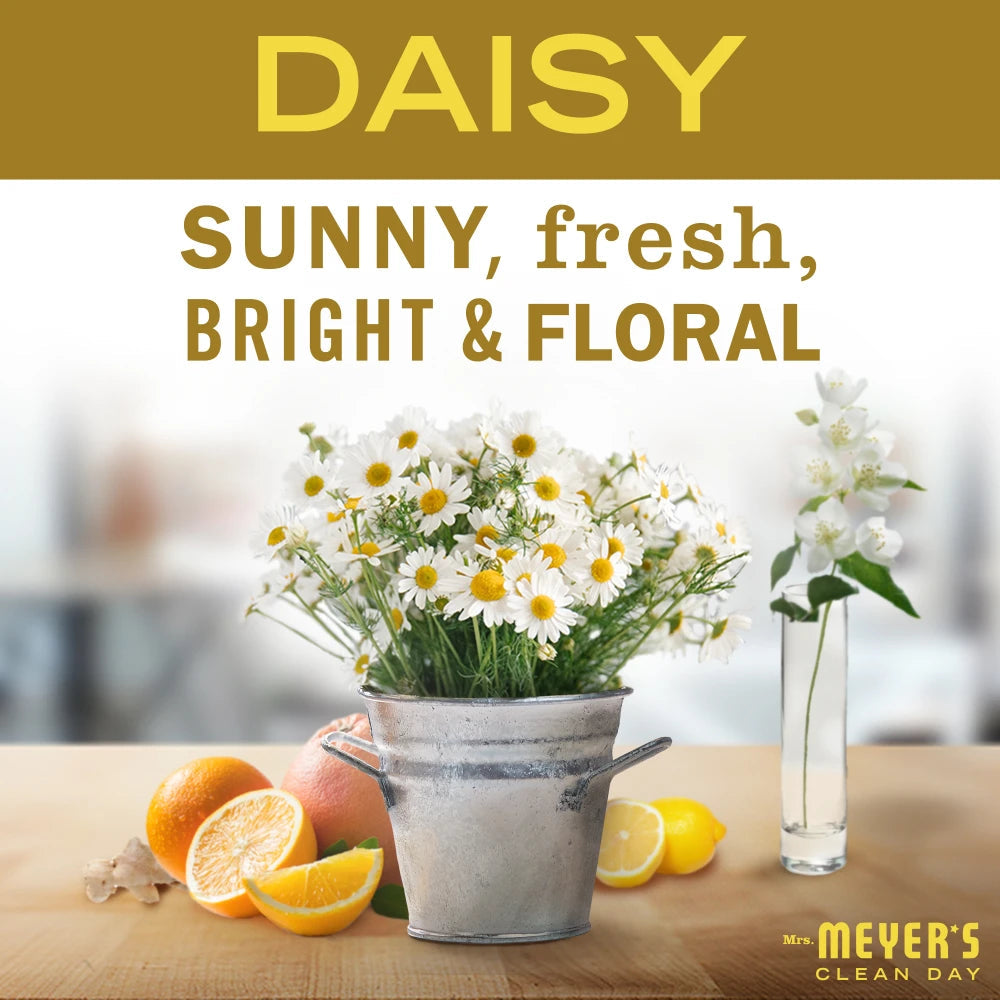 Daisy Small Scented Tin Candle | Mrs. Meyer's Clean Day